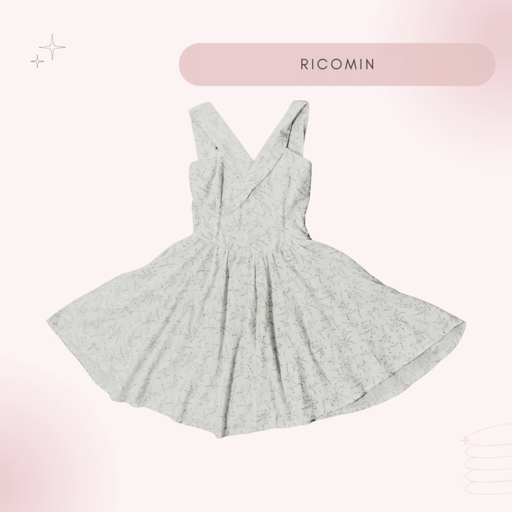 Elegant Off-White Dress with Floral Details